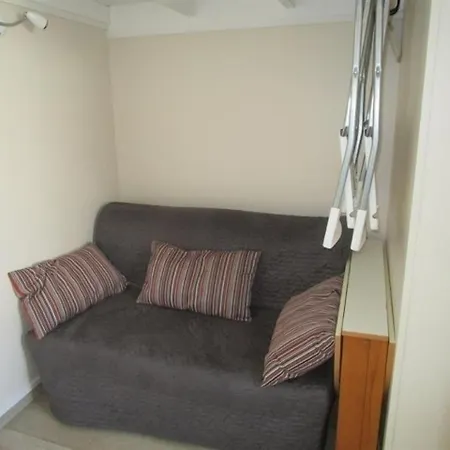 Studio En Centre Ville Apartament *